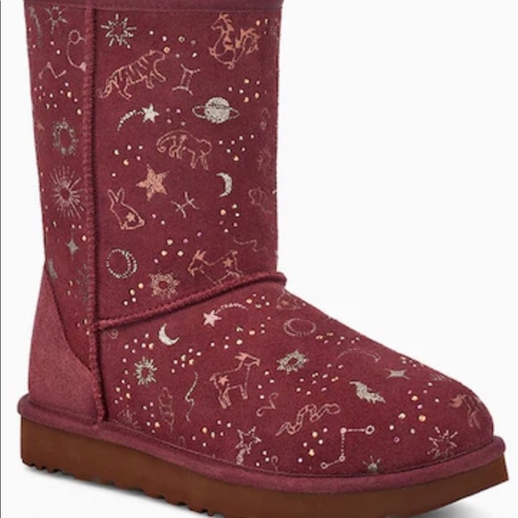 UGG Shoes - UGG CLASSIC ZODIAC SHORT